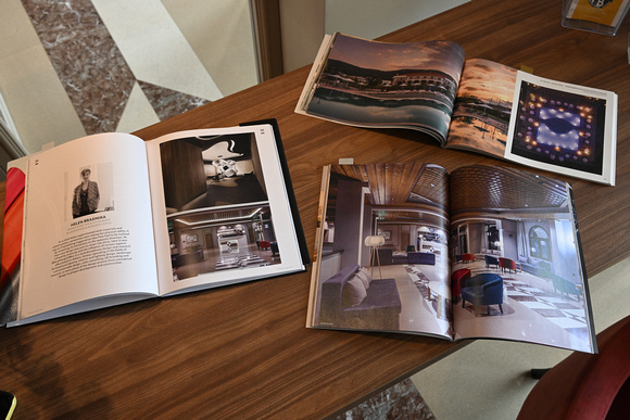 THE LAKE HOTEL Awards Book 0684