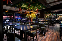 FRONTZOU Cafe Dec24 4131
